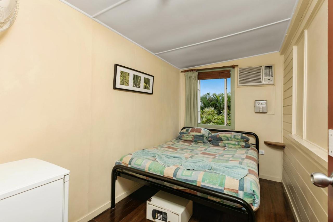 Tropic Days Boutique Hostel Cairns Zewnętrze zdjęcie
